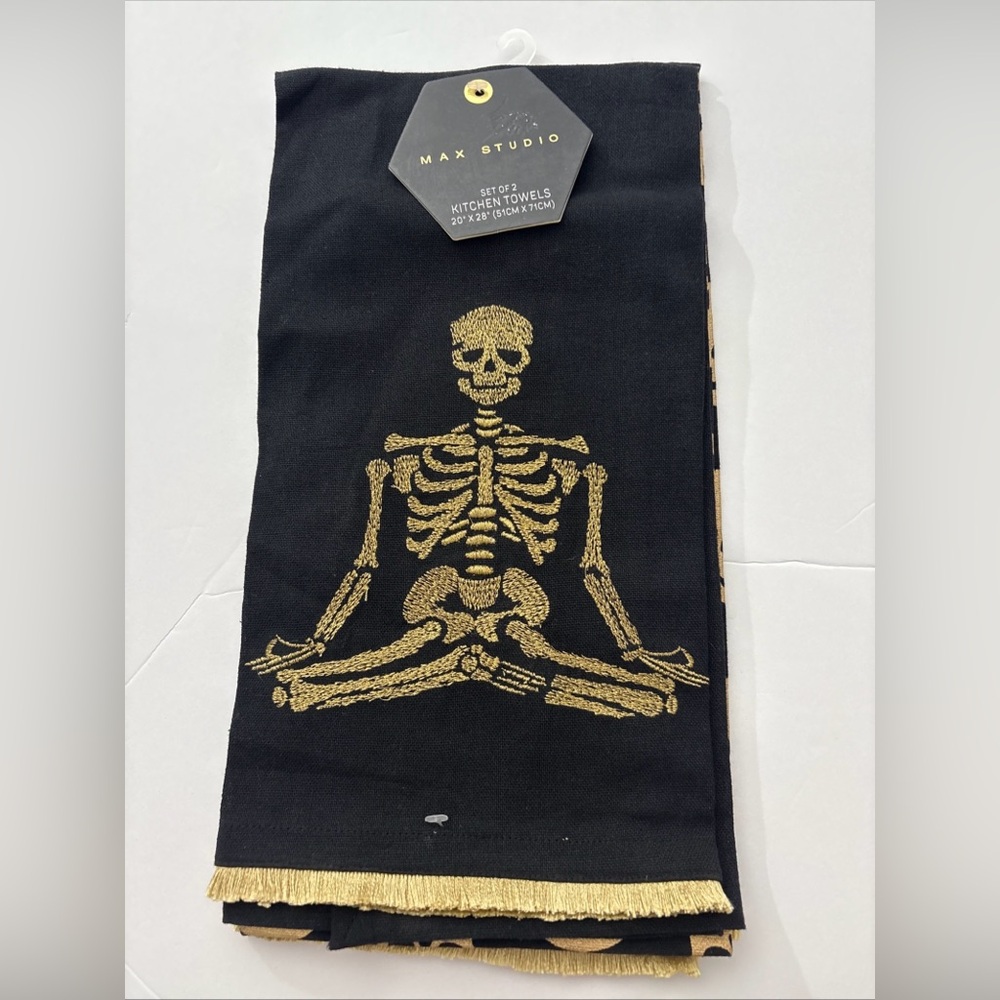 MAX STUDIO KITCHEN TOWELS SKELETON SKULLS BLACK GOLD  20 X 28 NEW Set 2